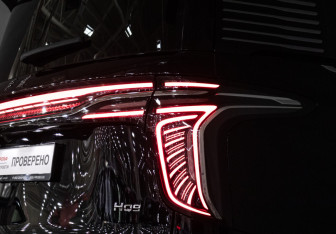 Подержанный автомобиль Hongqi HQ9 2022 года (24 фото)