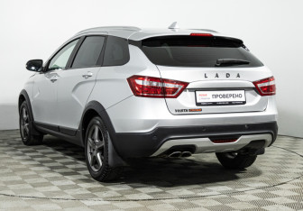 Подержанный автомобиль LADA (ВАЗ) Vesta Wagon 2021 года (7 фото)