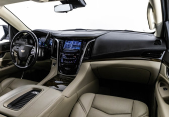 Подержанный автомобиль Cadillac Escalade Suv 2020 года (11 фото)