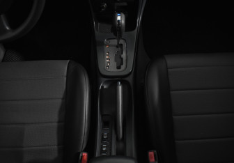 Подержанный автомобиль Nissan Almera Classic 2006 года (16 фото)