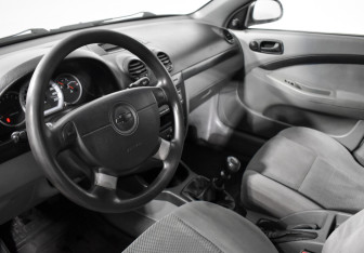 Подержанный автомобиль Chevrolet Lacetti Hatchback 2008 года (9 фото)