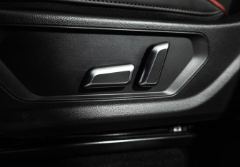 Подержанный автомобиль Haval H3 2024 года (15 фото)