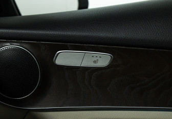 Подержанный автомобиль Mercedes-Benz GLC Coupe 2018 года (18 фото)