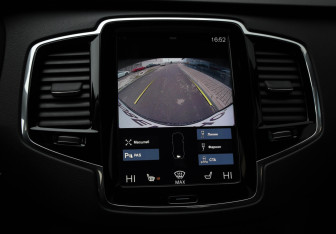 Подержанный автомобиль Volvo XC90 2019 года (16 фото)