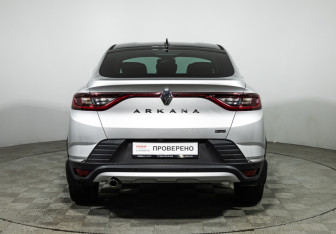 Подержанный автомобиль Renault Arkana 2021 года (6 фото)