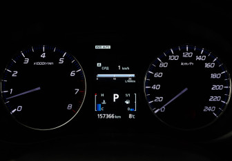 Подержанный автомобиль Mitsubishi Outlander 2013 года (25 фото)