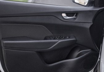 Подержанный автомобиль Hyundai Solaris Sedan 2019 года (20 фото)