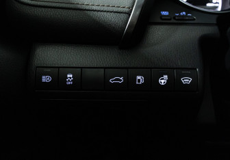 Подержанный автомобиль Toyota Camry Sedan 2018 года (19 фото)