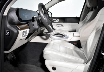 Подержанный автомобиль Mercedes-Benz GLE 2019 года (10 фото)