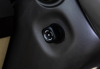 Подержанный автомобиль Toyota Land Cruiser Prado 2016 года (22 фото)