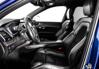 Подержанный автомобиль Volvo XC90 2016 года (20 фото)