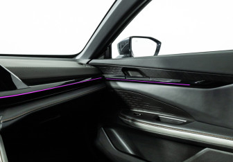 Подержанный автомобиль Changan UNI-V 2024 года (20 фото)