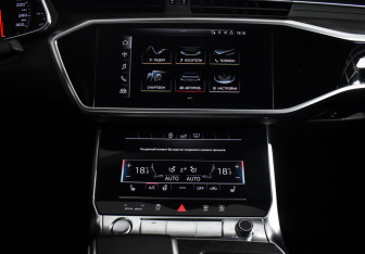 Подержанный автомобиль Audi A6 Sedan 2020 года (19 фото)
