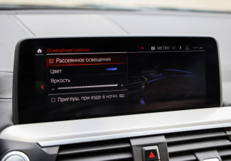 Подержанный автомобиль BMW X4 2020 года (20 фото)