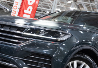Подержанный автомобиль Volkswagen Touareg 2019 года (2 фото)