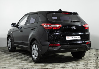Подержанный автомобиль Hyundai Creta 2017 года (7 фото)