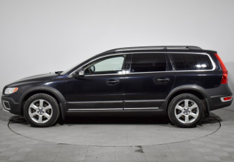 Подержанный автомобиль Volvo XC70 2008 года (8 фото)