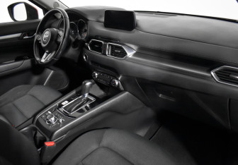 Подержанный автомобиль Mazda CX-5 2017 года (14 фото)