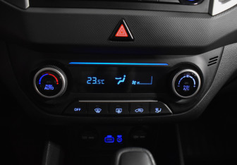 Подержанный автомобиль Hyundai Creta 2017 года (15 фото)