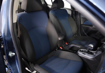 Подержанный автомобиль Chevrolet Cruze Sedan 2013 года (17 фото)