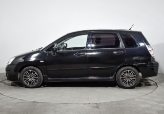 Подержанный автомобиль Suzuki Liana Wagon 2006 года (8 фото)