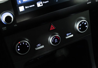 Подержанный автомобиль Hyundai Creta 2021 года (15 фото)