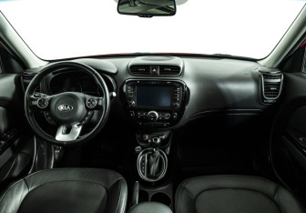 Подержанный автомобиль Kia Soul 2018 года (13 фото)