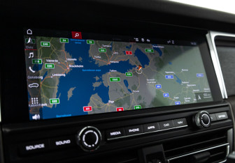 Подержанный автомобиль Porsche Macan 2021 года (20 фото)