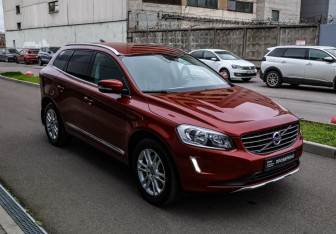 Подержанный автомобиль Volvo XC60 2014 года (2 фото)