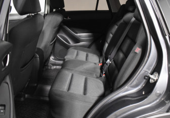 Подержанный автомобиль Mazda CX-5 2014 года (11 фото)