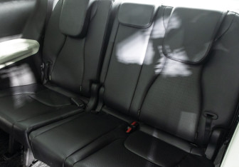 Подержанный автомобиль Kia Carnival 2021 года (11 фото)