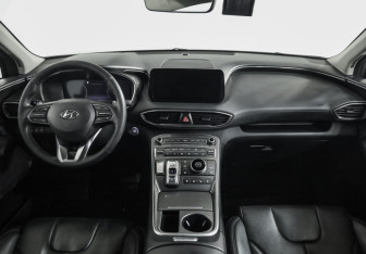 Подержанный автомобиль Hyundai Santa Fe 2020 года (10 фото)
