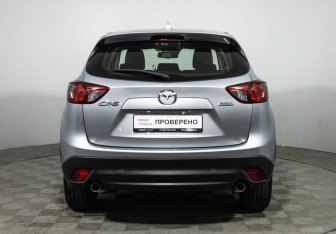 Подержанный автомобиль Mazda CX-5 2016 года (6 фото)