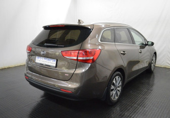 Подержанный автомобиль Kia Ceed Wagon 2018 года (5 фото)