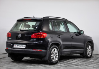Подержанный автомобиль Volkswagen Tiguan 2011 года (5 фото)