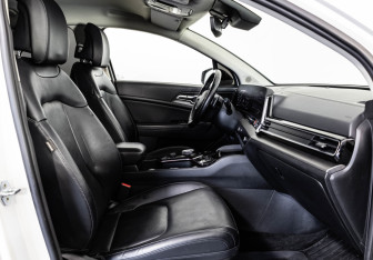 Подержанный автомобиль Kia Sportage 2022 года (25 фото)