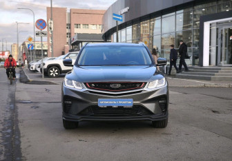 Подержанный автомобиль Geely Coolray 2023 года (2 фото)