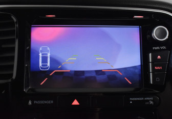 Подержанный автомобиль Mitsubishi Outlander 2016 года (15 фото)