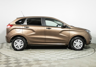 Подержанный автомобиль LADA (ВАЗ) XRAY 2018 года (4 фото)