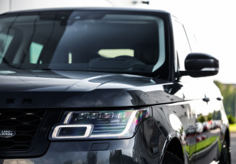 Подержанный автомобиль Land Rover Range Rover 2018 года (2 фото)