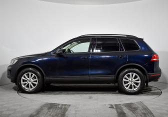 Подержанный автомобиль Volkswagen Touareg 2016 года (8 фото)