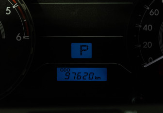 Подержанный автомобиль Toyota Hilux 2022 года (24 фото)