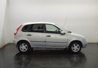 Подержанный автомобиль LADA (ВАЗ) Kalina Hatchback 2010 года (4 фото)