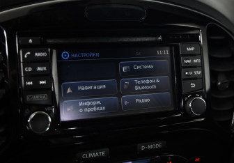 Подержанный автомобиль Nissan Juke 2017 года (15 фото)