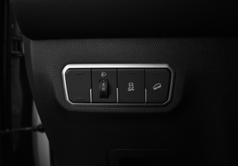 Подержанный автомобиль Haval M6 2024 года (15 фото)