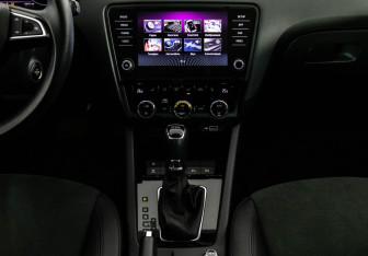 Подержанный автомобиль Skoda Octavia Liftback 2019 года (15 фото)