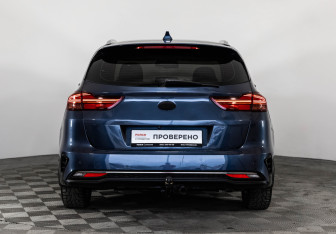 Подержанный автомобиль Kia Ceed Wagon 2019 года (6 фото)