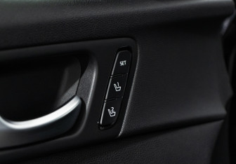 Подержанный автомобиль Kia Optima Sedan 2019 года (16 фото)