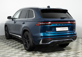 Подержанный автомобиль Geely Monjaro 2023 года (7 фото)