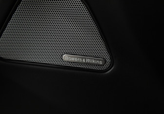 Подержанный автомобиль Maserati Levante 2016 года (17 фото)